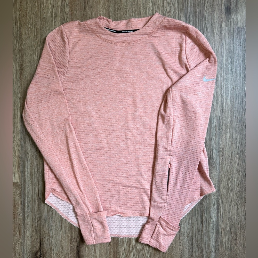Nike - Therma Dri-Fit Fleece Long Sleeve - Women’s Medium